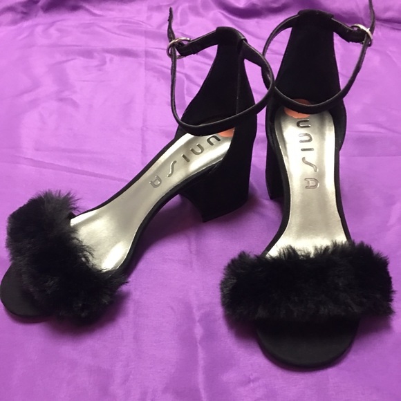 Unisa Furry Sandals - Picture 1 of 4